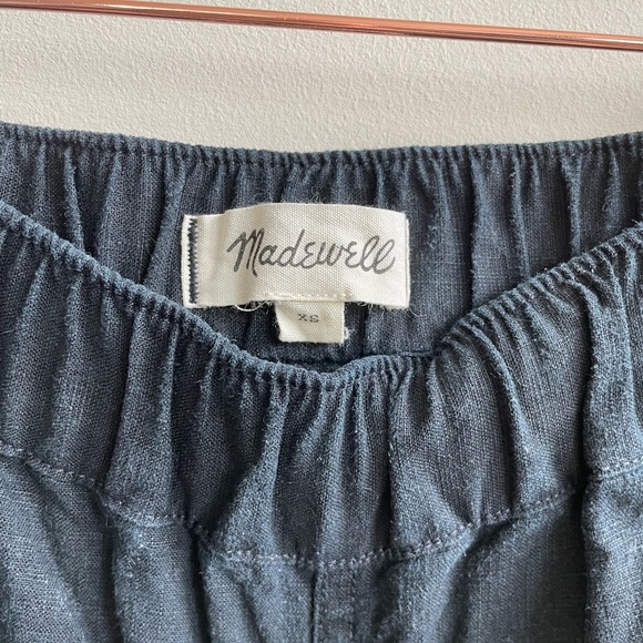 Madewell Pull On Linen Shorts in Black - Picture 7 of 11